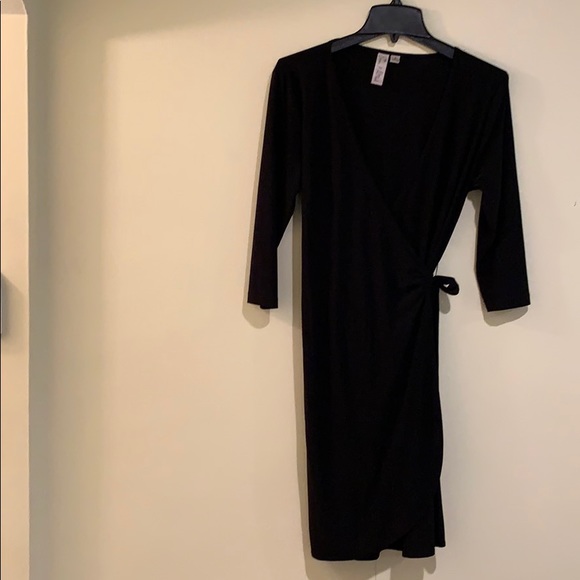 Dress - Picture 2 of 5